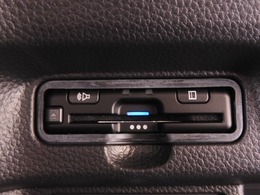 今や必需品の◆ETC車載器　装備車◆　有料道路を利用する際にスムースに通過でき、わずらわしい料金支払いから開放されます！