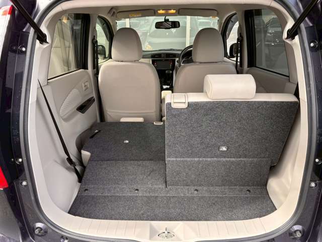 シートアレンジ次第では様々な荷物を積むことができます。