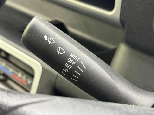 国産車から輸入車まで多様なお客様のニーズのお応えできるように、全国規模で豊富な在庫展開！車のことならWECARSへ！