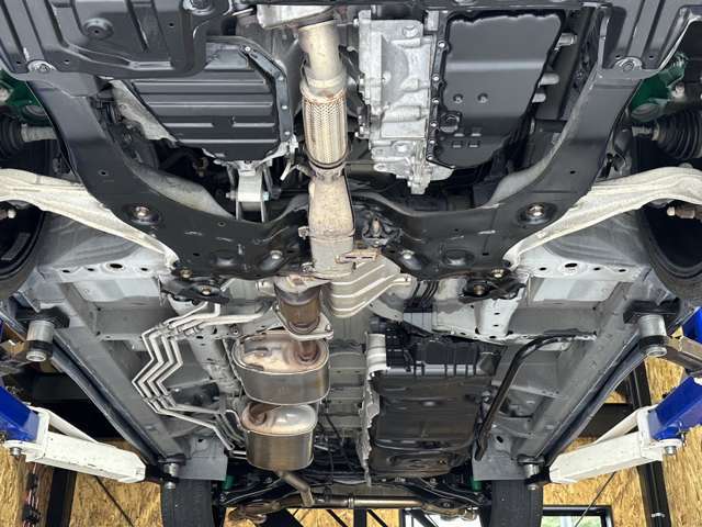 ☆数ある中から当社の車両を閲覧いただきまして、誠にありがとうございます☆公式ラインのお問い合わせで、納車前に［ウイルス対策・抗菌消臭］車内施工をサービス致します。☆　公式ラインID：＠139rzrqn