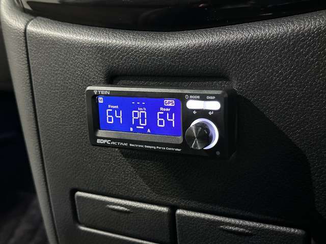 ☆数ある中から当社の車両を閲覧いただきまして、誠にありがとうございます☆公式ラインのお問い合わせで、納車前に［ウイルス対策・抗菌消臭］車内施工をサービス致します。☆　公式ラインID：＠139rzrqn