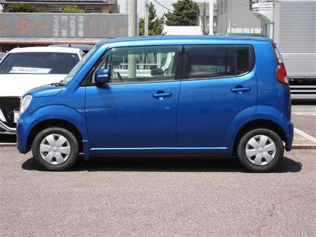 広々とした車内空間に優れた燃費性能。更にデザインも上質で人気のお車です！
