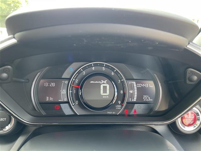 【スピードメーター】メーターがシンプルで見やすく運転しやすいですね！