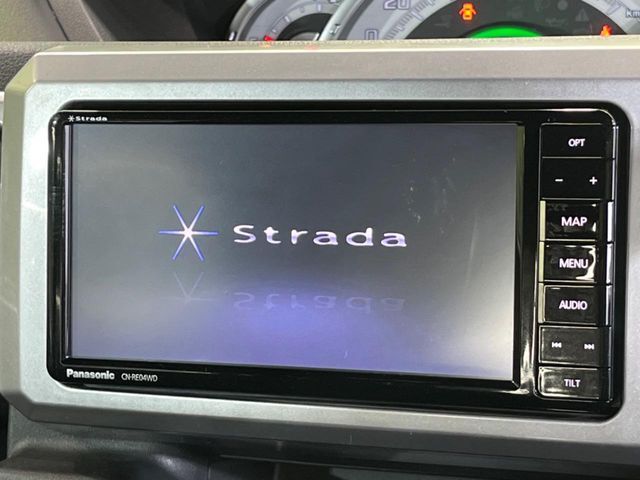 【ナビゲーション】使いやすいナビで目的地までしっかり案内してくれます。各種オーディオ再生機能も充実しており、お車の運転がさらに楽しくなります！！