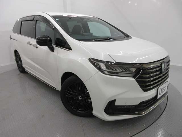 当社新車拠点で使用しておりました、元試乗車になります。