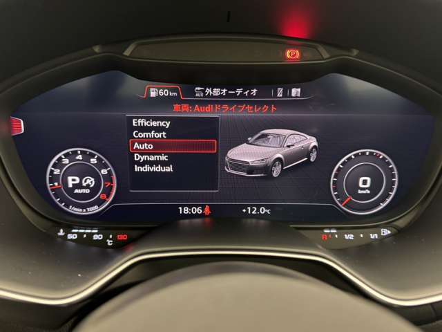 りんくうタウン駅直ぐに店舗がございます。りんくうプレミアム・アウトレットのお買い物と合わせてご来店される方も多くいらっしゃいます。お気軽にご来店くださいませ。