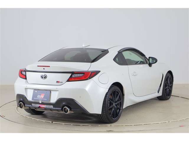 新車メーカー保証継承致します！