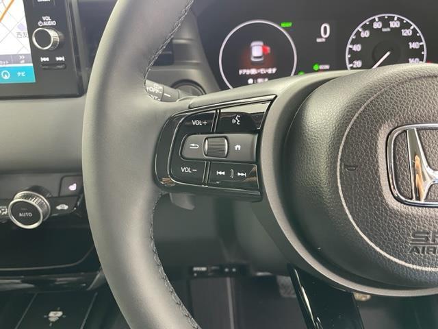 【運転席操作部】快適なドライブを楽しむための機能が装備されています！運転席から触れるので、使いやすいです！除菌プランいれていただくと、さらに清潔で安心していただけます！