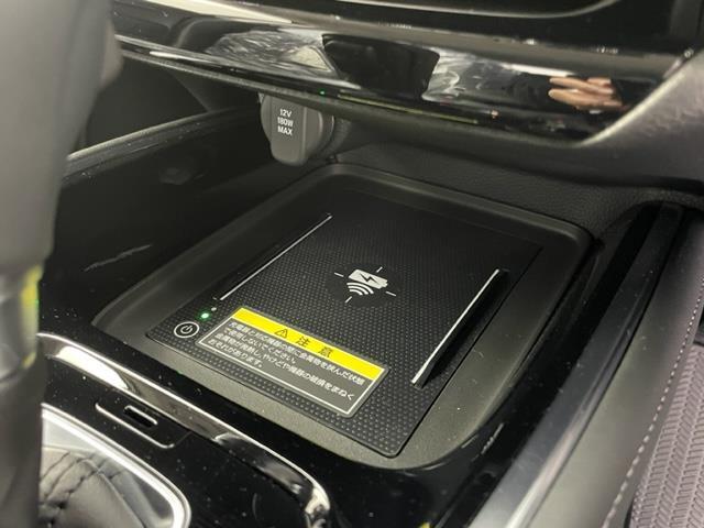 【フロアマット】車内を綺麗に保つのには必須のアイテムです。当店ではフカフカな新品マットも絶賛取り扱い中！ぜひご相談くださいませ。