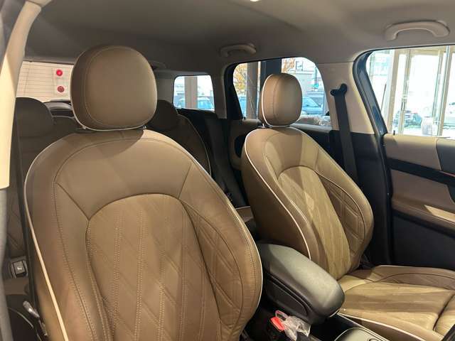 ご希望の車が売れてしまった場合や、装備や色など条件が合わない場合は、LIBERALAのバックオーダーシステムを是非ご利用ください。