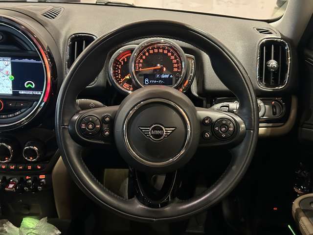 コンセプトは【五感で較べる】。お気軽にスタッフにお尋ね下さい！