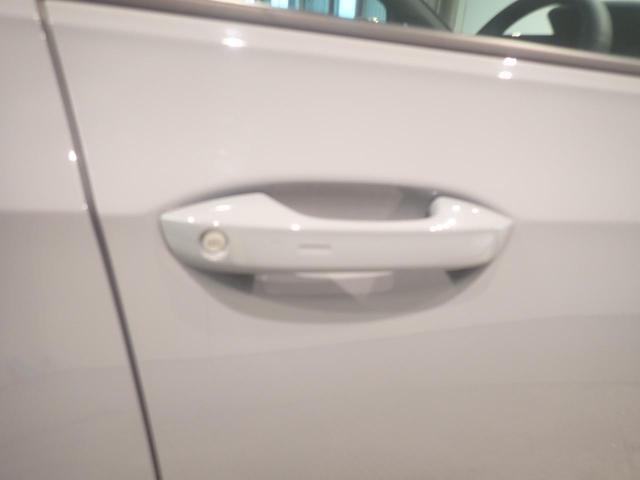 ”Keyless Access”によって、ドアハンドルに手をかけるだけでドアロックが解除できます！