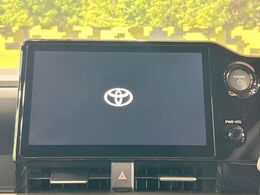 【メーカー純正ナビ】インテリアに溶け込むスタイリッシュな「専用設計」メーカーナビを装備♪視認性や操作性など基本性能にも優れ、より上質なカーライフをお楽しみいただけます。