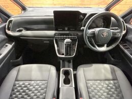 グループ総在庫数約30，000台！！全国の系列店からメーカー・車種問わずご紹介出来るので、あなたにピッタリのお車が見つかるはずです♪まずはお問い合わせ下さい☆