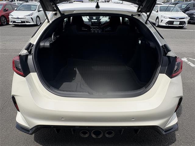 買取直販のダイレクト販売のためお得な価格になっております。　気になる車はまずはお気に入り登録をお願いいたします！
