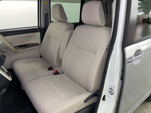 「助手席」　シートなどの状態も良く、目立つような傷や汚れはありません！