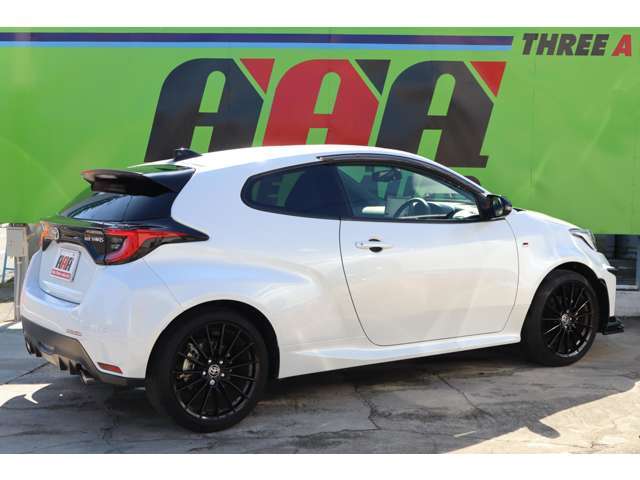 ［総額表示　乗り出し価格］　当社は全車両乗り出し価格を表示致しております！！表示価格以上の費用は一切掛かりませんので、ご安心下さいませ。適正な諸費用しか頂いておりません♪♪