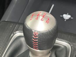 【フロア6速MT】走りの6速MT！！スポーティーな走行をお楽しみいただけます♪