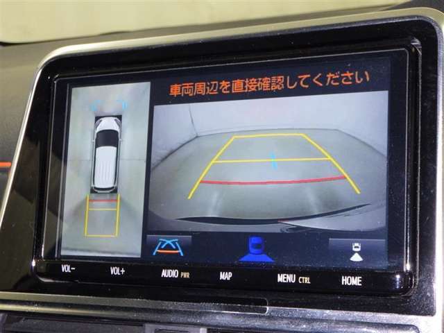 パノラミックビューモニターシステムが付いているので車の上から見た映像が確認できますよ。