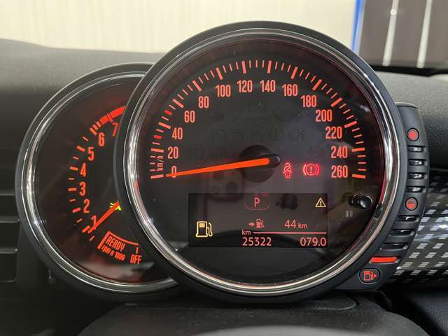 下取・買取もお任せ下さい！買取りさせて頂いたお車をそのままお店でダイレクト販売！だからこそ相場を上回る買取が実現できます！