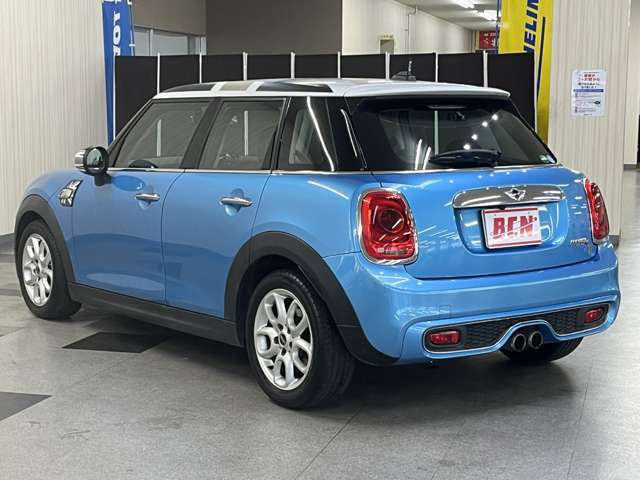 最長8年間の保証制度も充実しています！中古車にも新車保証内容が付帯可能！ここまで出来るのは、品質に自信があるからこそです！