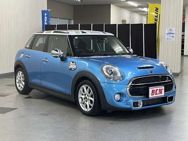 BCN両毛店は大型指定工場も完備！購入後も選りすぐりのプロメカニックがしっかり整備させて頂き、安心してお乗り頂く事が出来ます！