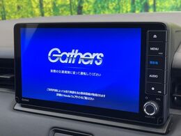 【純正9インチナビ】人気の純正ナビを装備。オーディオ機能も充実しており、Bluetooth接続すればお持ちのスマホやMP3プレイヤーの音楽を再生可能！毎日の運転がさらに楽しくなります！！