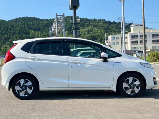 エーシーネクストは、お客様のカーライフがより『楽しめる』ようにサポートさせていただくと同時に、手放す時『買ってよかった』と思える1台の提供をお約束します。