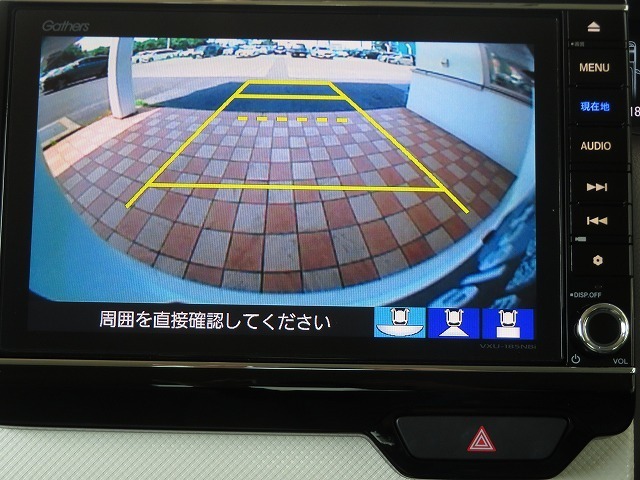 ◆◆バックカメラの画像です。車庫入れの安心感がアップしますね☆