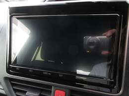 お出かけ時に欠かせないナビは大画面9インチの純正SDナビ！CD・DVD再生や音楽録音・フルセグTV視聴、Bluetooth接続とドライブが盛り上がるナビです！