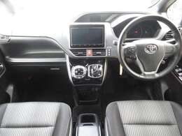 ご納車後も安心なプレミアム保証をご提案いたします。ナビや電装品、エアコンなども含めた600項目の充実した保証内容と安心のロードサービス付帯でサポートいたします。詳細はお尋ねください。