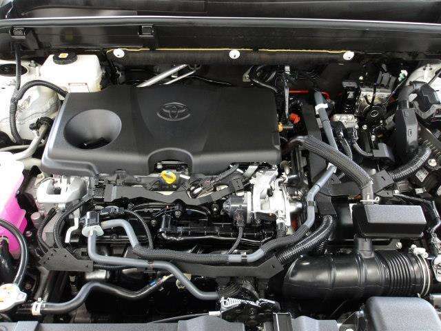 エンジンとモーターが協調して走る先進のハイブリッドシステム。地球環境に優しいパワーユニットです！