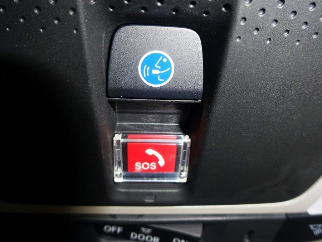 エアバック展開時自動通報や緊急時にボタンひとつで緊急サポートセンターに繋がる『Honda　CONNECT』対応です！詳しくはHondaホームページをご覧ください。