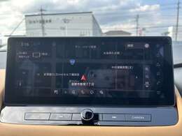 【純正ナビ】専用設計で車内の雰囲気にマッチ！ナビ利用時のマップ表示は見やすく、いつものドライブがグッと楽しくなります！