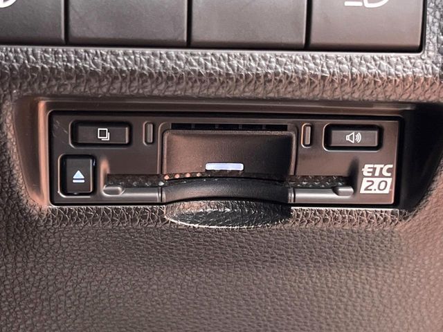 【ETC】高速道路の料金所をストレスなく通過！話題のスポットやサービスエリアに多い「スマートIC」利用時は必須のアイテムです。当店でセットアップを実施、ご納車当日からすぐにご利用いただけます！