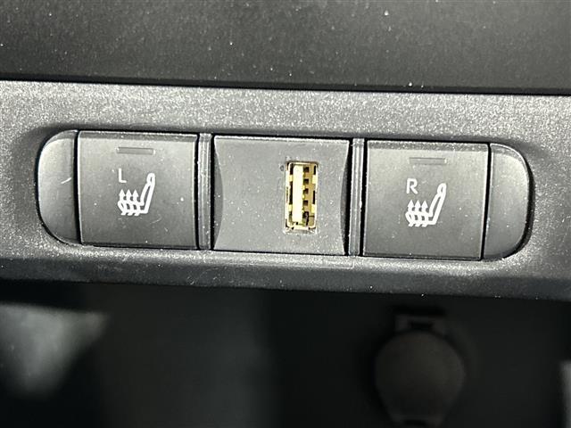 【運転席操作部】快適なドライブを楽しむための機能が装備されています！運転席から触れるので、使いやすいです！除菌プランいれていただくと、さらに清潔で安心していただけます！