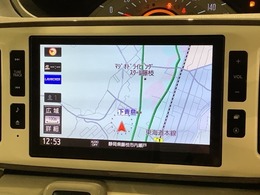 ナビ搭載です。知らない道も安心ですね！