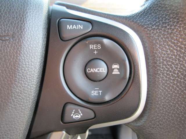 ■　装備7　■　レーダークルーズ：クルーズコントロールの機能に加えて、先行車との車間距離を自動で制御し、快適ドライブに導く優れた機能です！