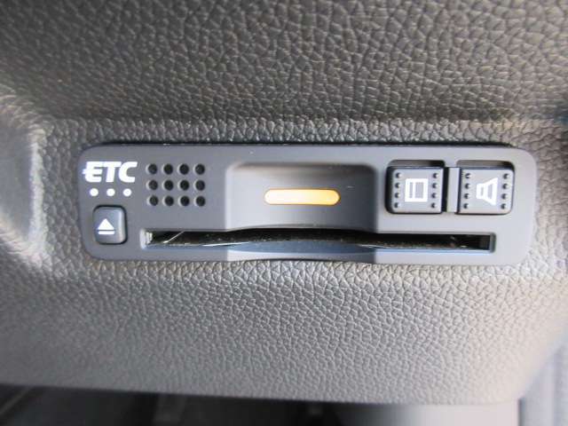 ■　装備6　■　ETC：高速道路を使用するなら必須アイテムです！