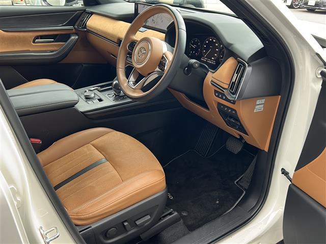 【運転席】『運転席周辺』の画像になります。写真の内容に関してご不明点、ご質問等がございましたらお気軽にガリバー店舗までお問い合わせください。