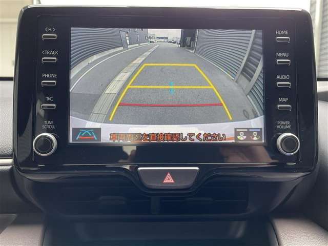 バックガイドモニターで、後方を確認しながら安心して駐車することができます。運転初心者も熟練者も必須の機能ですよ！