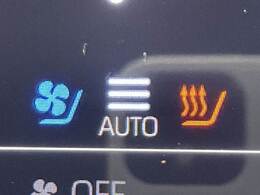 革シートにはあると嬉しい【シートヒーター＆ベンチレーション】搭載。