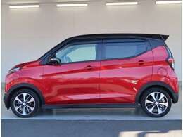 『点検整備付販売』です。また、「エンジンオイル」「オイルフィルター」「ワイパーゴム」を交換致します。