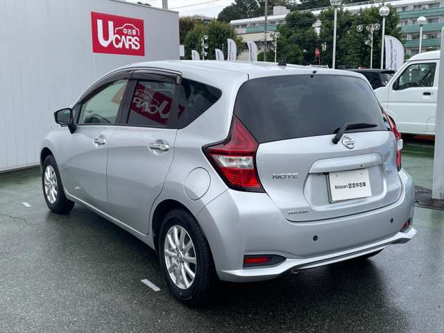 ホームページ上の総額は東京都地域にて登録した場合の概算になります。他府県ナンバー登録の場合は費用が変わりますので、詳しくはカーライフアドバイザーへお問い合わせ下さい！