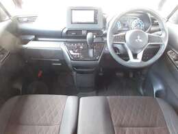 お車探しでお悩みの方はぜひ当店へ。当店スタッフは常に「お客様目線」です。お客様がご希望するお車を一緒に全力でお探しします！