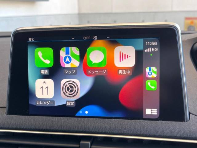 ●Apple　Car　Play：スマホとの有線接続で、ナビ・オーディオ再生などスマホのアプリ機能が画面でも使える便利機能です！