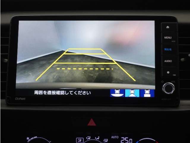 ◆バックカメラ◆リバースにするだけで映ります、後方の安全確認や、狭い駐車場での車庫入れ、雨の日や夜間など視界の悪い時に便利です！安全にバックする為には欠かせない装備です。