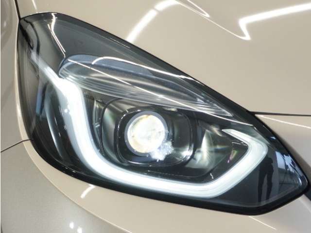 ◆LEDヘッドライト◆　LEDライトは、明るく視認性が良く、省エネで環境にもやさしいヘッドライトです！