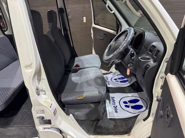 地域の皆様に愛される車屋さんを目指しております。