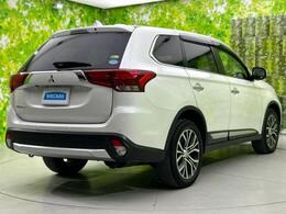 全国に店舗を展開しているのでどこでもお取り寄せが可能です！この車が気になるけど遠方だから・・・と諦める必要はありません！※別途陸送費が必要です。